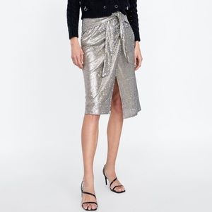 Brand new sequin Zara skirt, size XS